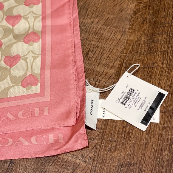 NWT Coach Signature Heart Print Silk Bandana CP348 - Picture 3 of 3